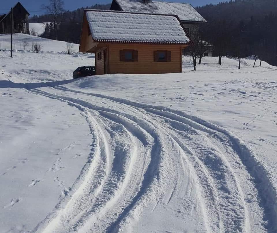 Brunarica Jersin Cerkno Esterno foto